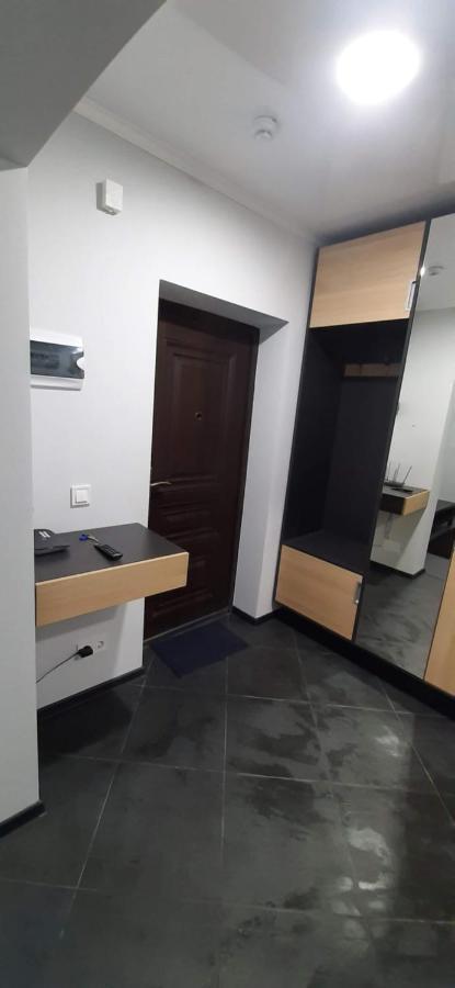 Modern Apartment In The Center Of Town 키시나우 외부 사진